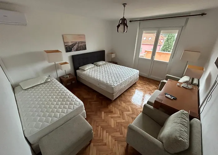 Bella Vista Apartment *